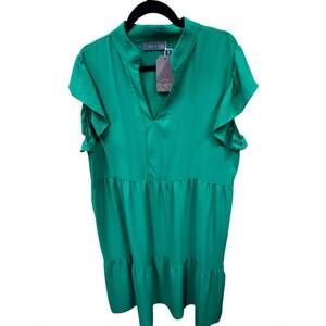 NEW PIXI + IVY women's long tier dress in kelly green